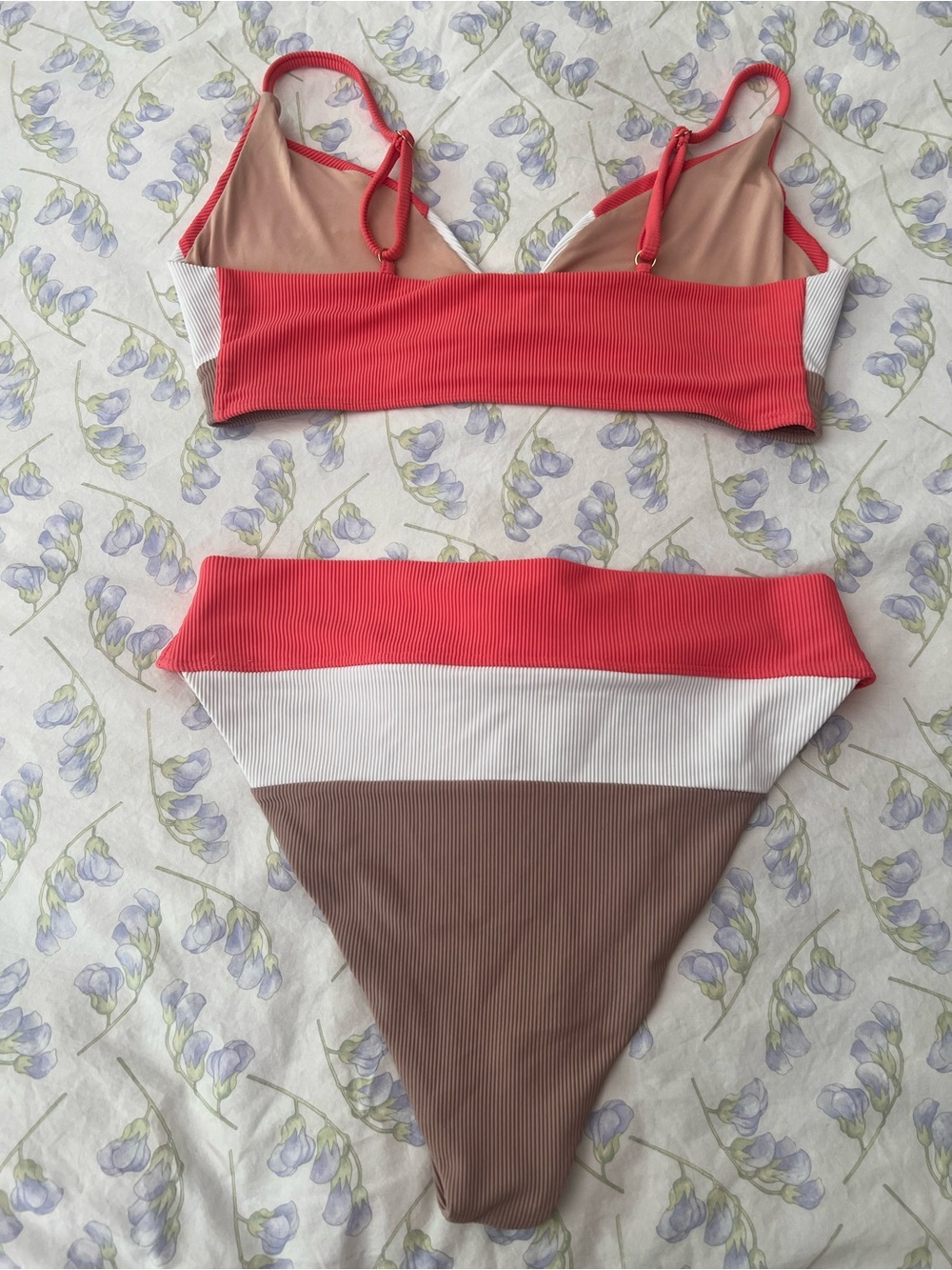 Beach Riot Alexis Bikini - Picture 4 of 4